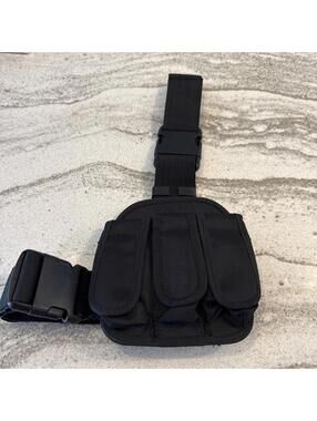 Black Drop Leg Triple  Multi-Purpose Pistol Magazine Pouch Holder